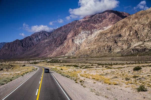 Comment préparer un roadtrip en 3 étapes